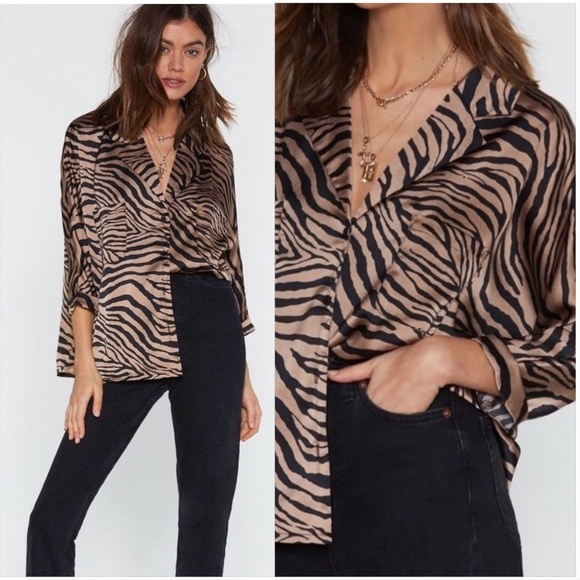 NASTY GAL SILKY TIGER ANIMAL PRINT BUTTON DOWN TOP BLOUSE - Picture 1 of 6